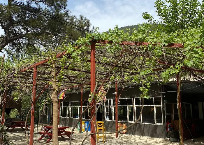 Olympos Camlık Pension