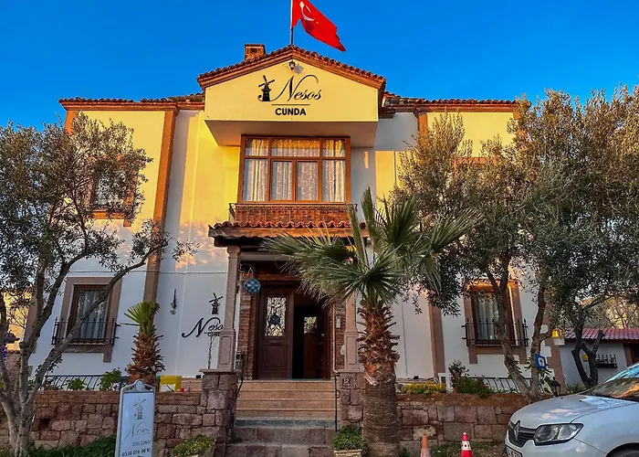 Cunda Nesos Pansiyon Ayvalı