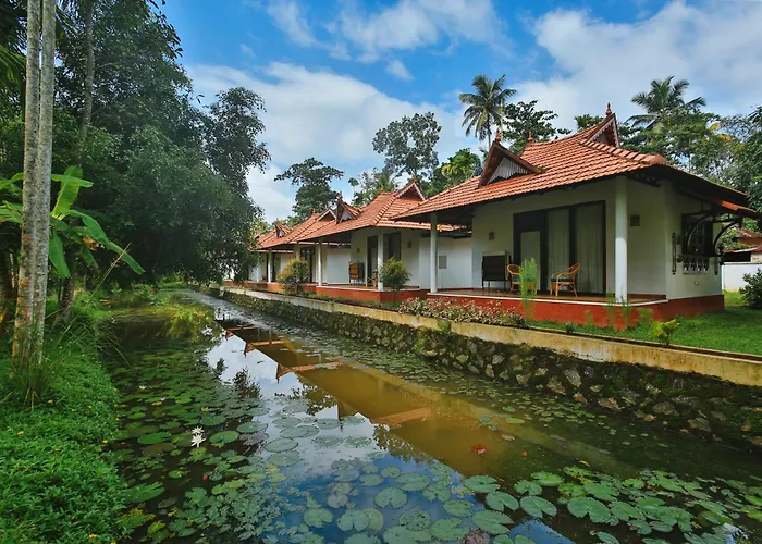 Palmgrove Lake Resort Alappuzha