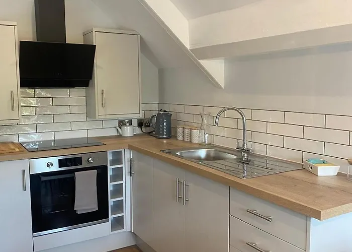 The White Hart Apartment Valley View Alton 