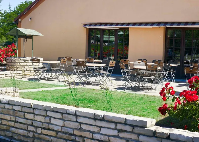 Kyriad Direct Roanne Hôtel