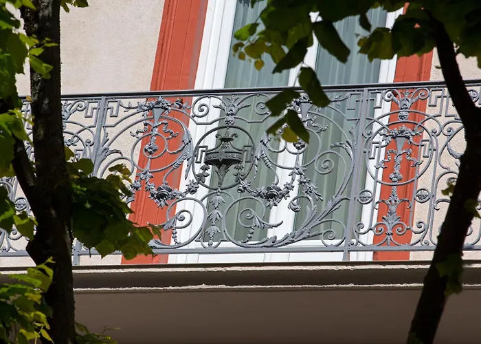 Hotel Arverna Vichy - Clt'Hotel
