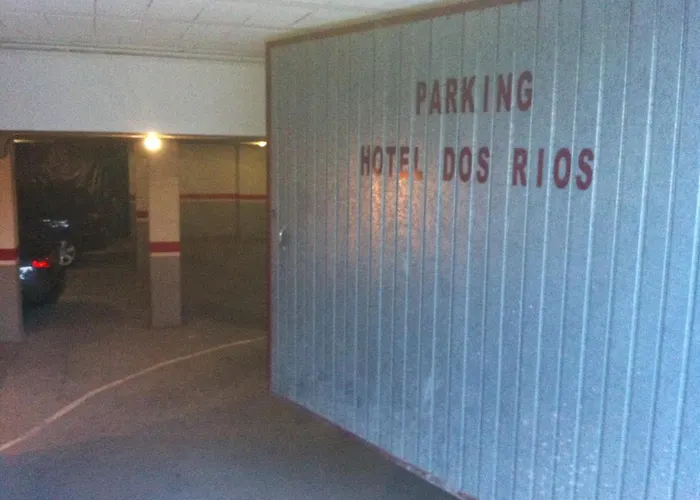 Hotel Dos Rios Central Aínsa