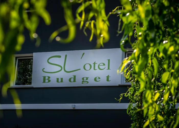 Sl'Otel Budget Bernburg 