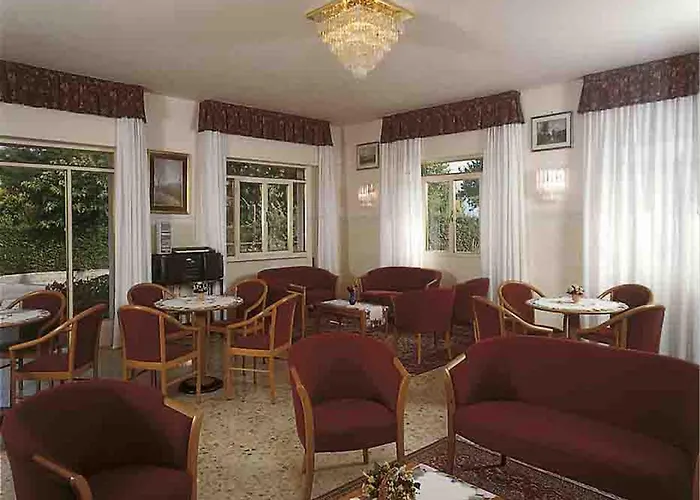 Residence Miralago Rooms & Apartments Manerba del Garda