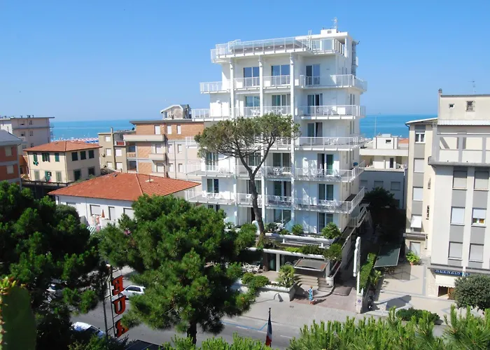 Hotel Bracciotti Lido di Camaiore
