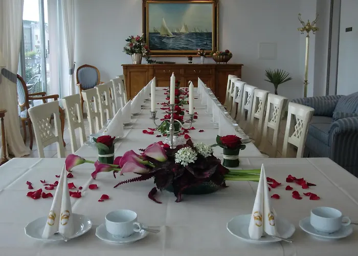Hotel Am Yachthafen Waren 