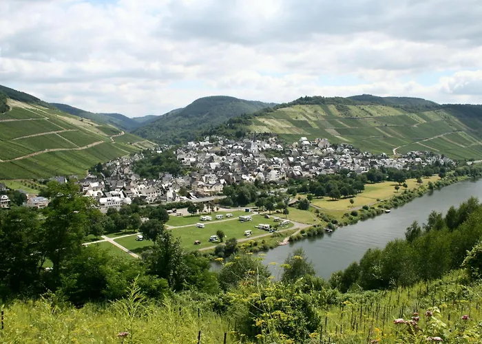 Mosel Weinhotel Steffensberg Enkirch