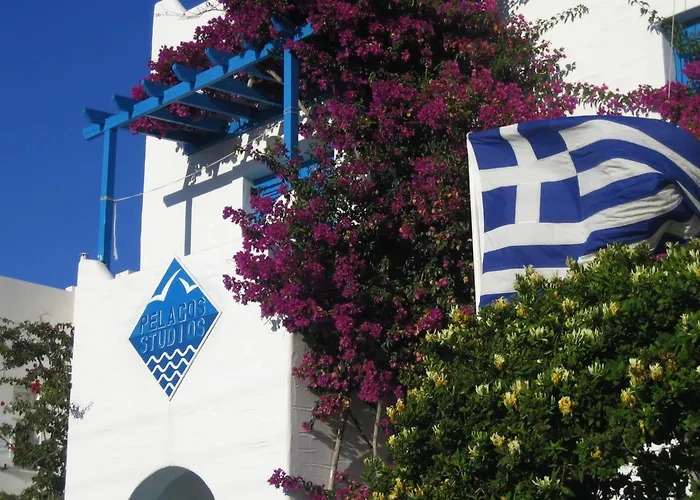 Pelagos Studios Parikia 