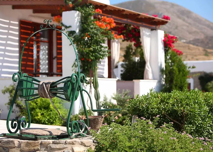 9 Muses - Paros Aparthotel