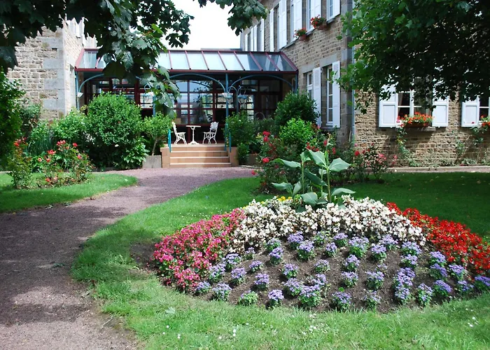 Logis Hotel Restaurant Auberge De La Selune Ducey-Les Cheris