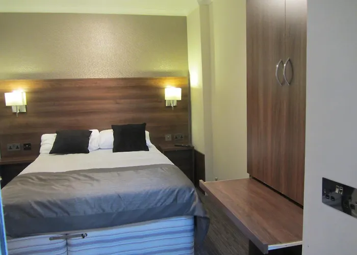 Goodwood Hotel London