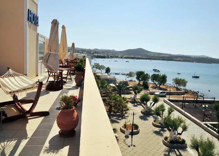 Portiani Hotel Adamantas