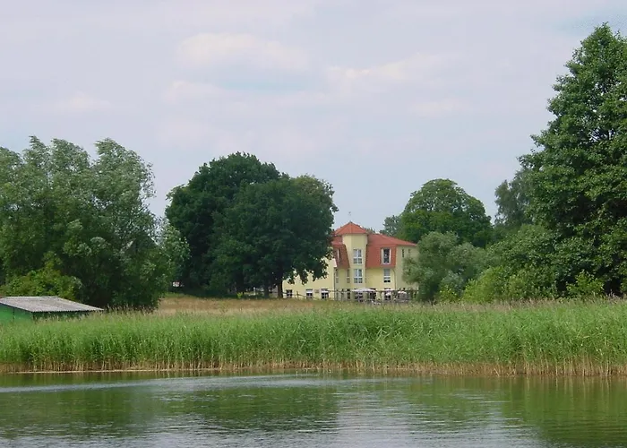 Landhotel Am Peetscher See Mirow