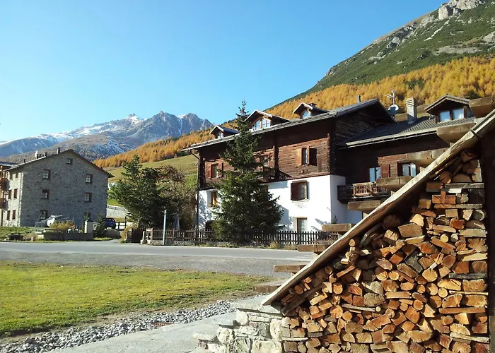 Chalet Del Sole Per Gruppi Livigno