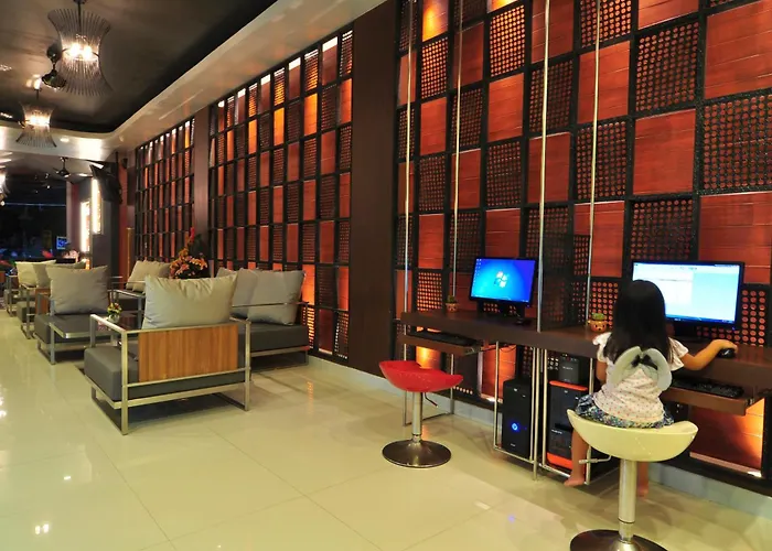 Platinum Hotel And Apartments Patong