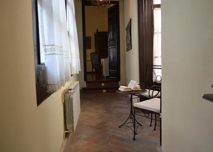 Palacio De Mariana Pineda Grenade