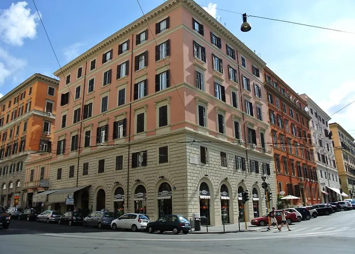 Le Petit Real Hotel Rome