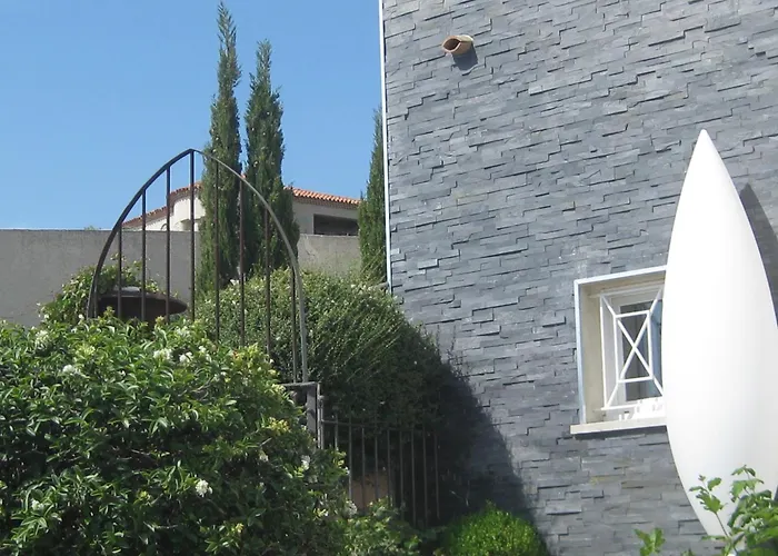 La Villa Blanche Marsilya