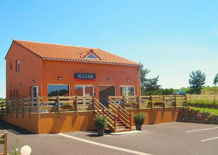 Hôtel Cantal Cottages Saint-Georges 