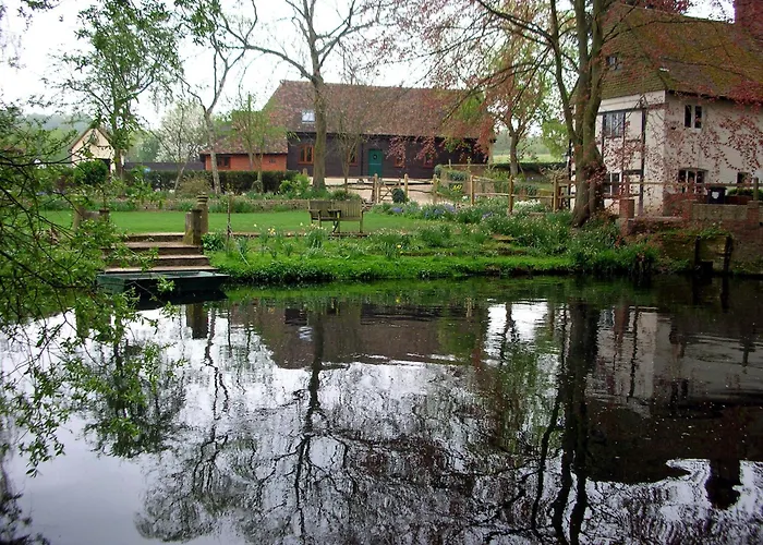 Upper Neatham Mill Bed & Breakfast Alton 