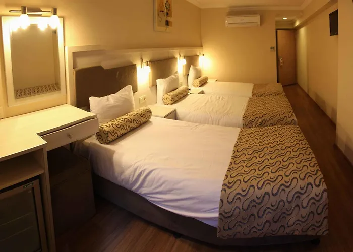 Grand Zeybek Hotel İzmir