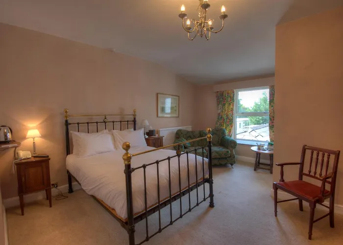 The Castle Hotel Llandovery