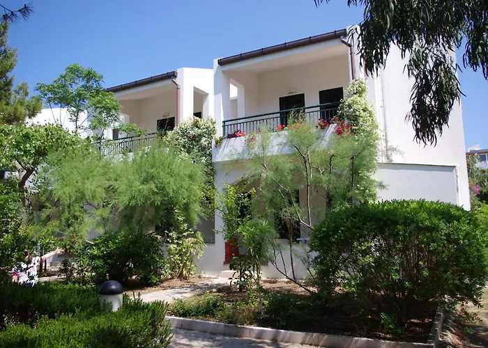 Baia Degli Aranci Suite & Apartments Vieste