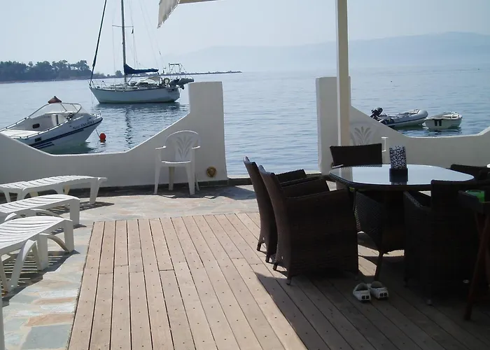 Villa Belmar Self-Catered Apartments Eretria