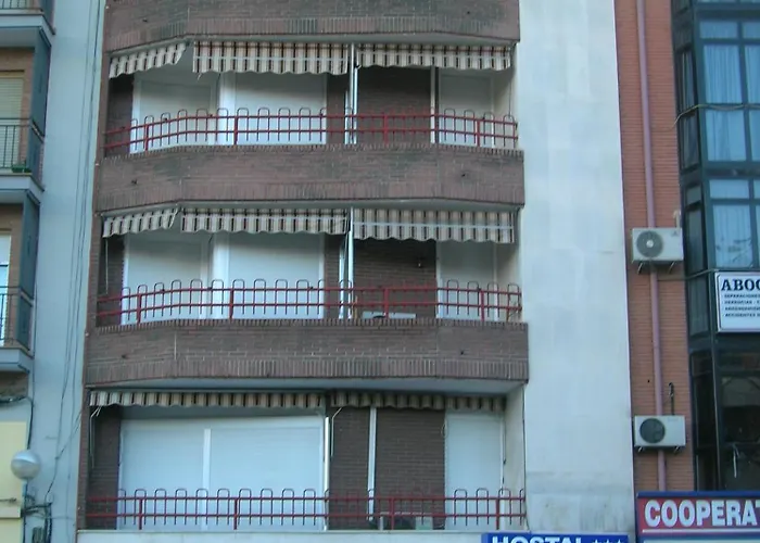 Hostal Gran Via Pinto