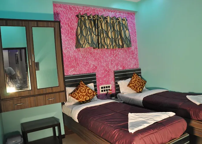 Hotel Planet Plaza Mumbai