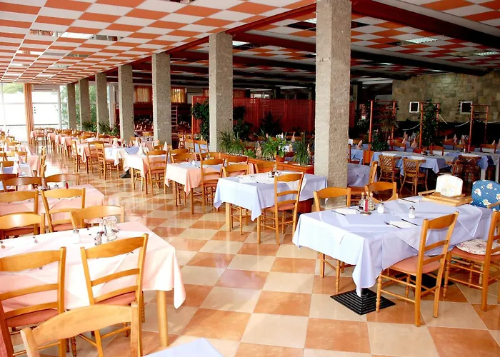 Hotel Aurora Podgora 