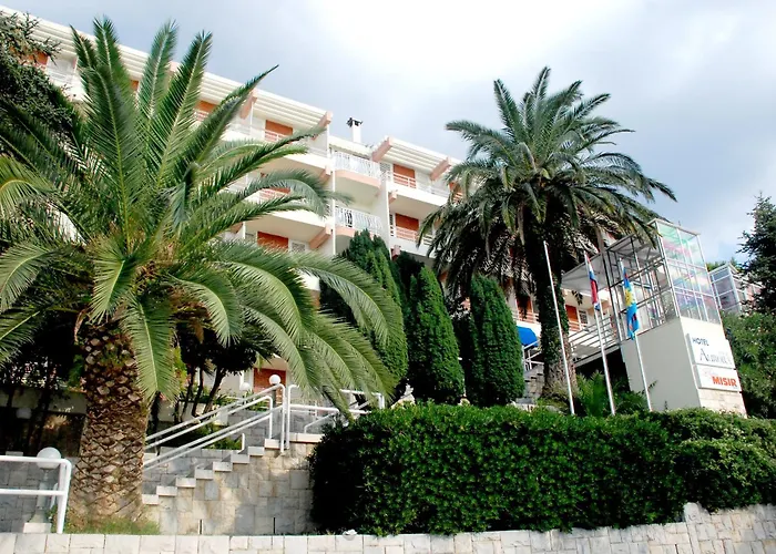 Hotel Aurora Podgora 
