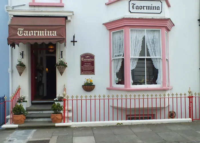 Taormina Guest House Tenby