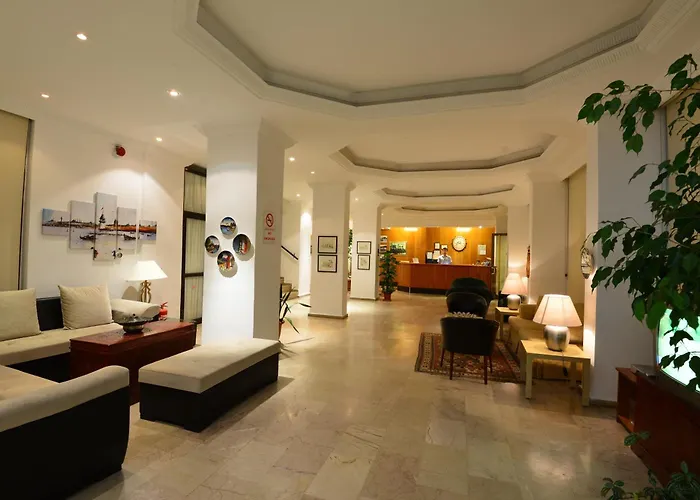 Diva Hotel İçmeler