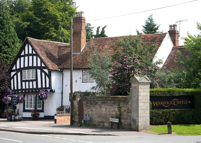 Park Cottage Warwick 