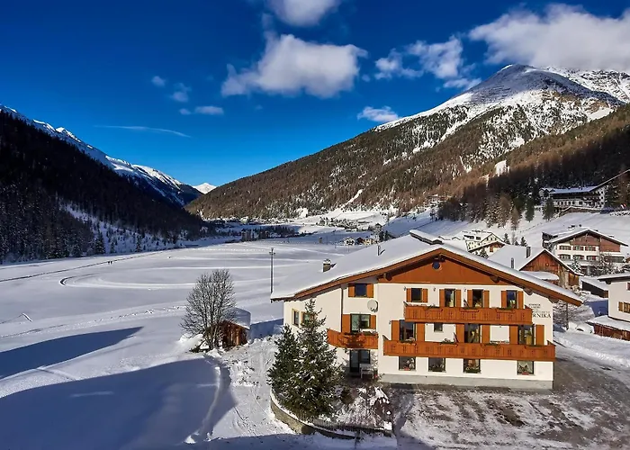 Garni Appartements Arnika Sulden