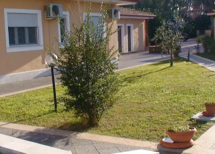 Hotel Villa Aurora Latina