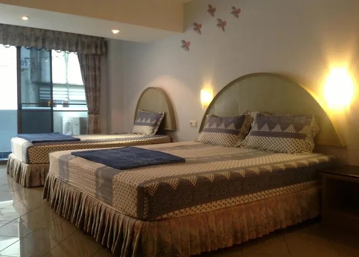 Pension Zum Ross Karon