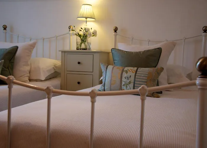 Onefifty Bed & Breakfast Cowes 