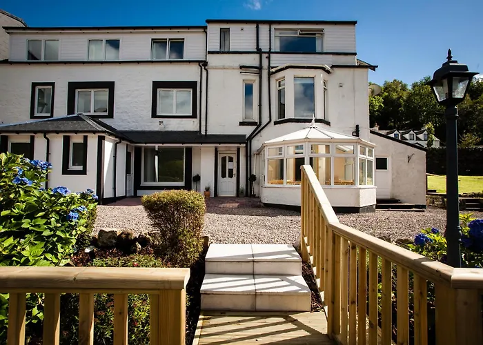 Lochside Guest House Arrochar