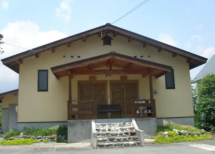 Alpine Wind Bed & Breakfast Hakuba