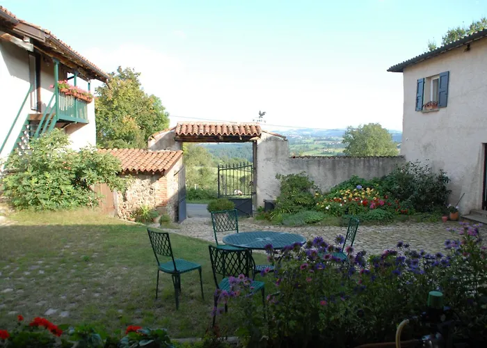 Bed and Breakfast Chez Jacotte et Elia à Saint-Galmier