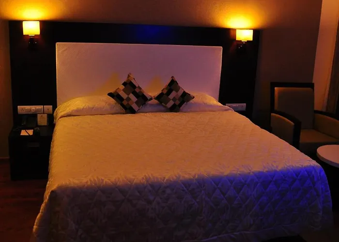 Cochin Seaport Hotel Kochi