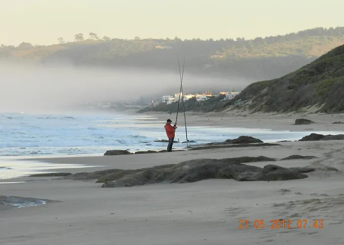 The Pink Lodge On The Beach Wilderness