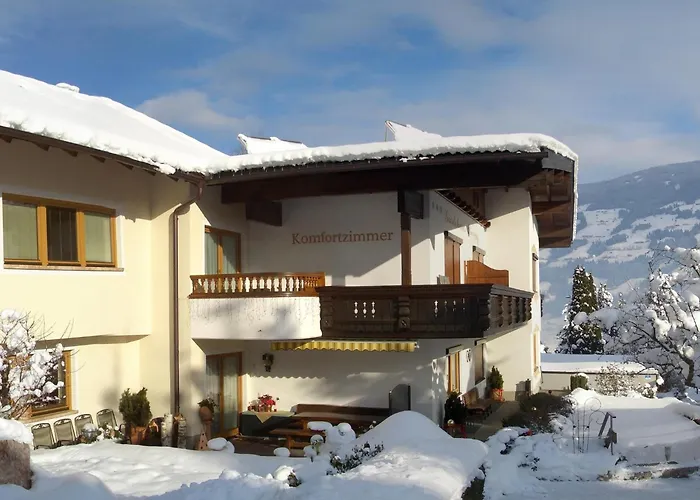 Gaestehaus Burgi Fügen