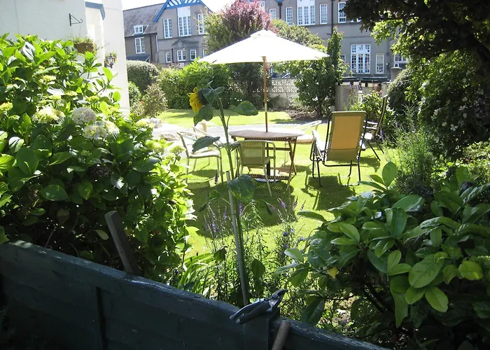 The Kenmore Guest House Llandudno
