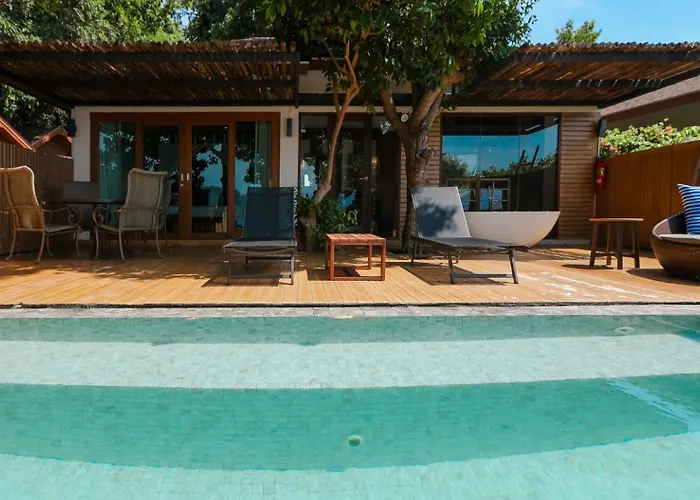 The Cliff Lipe Hotel