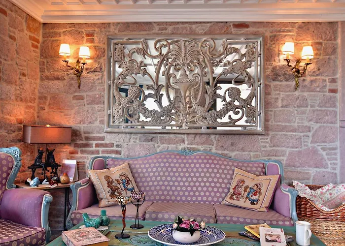 Fikretbey Konağı Otel Ayvalı