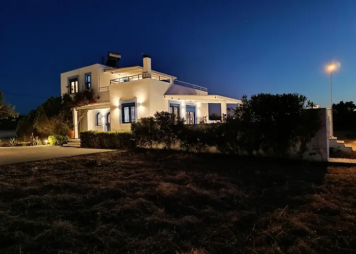 Nautilus Beach House Paradisi 